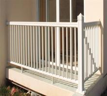 【供應(yīng)pvc陽臺(tái)塑鋼護(hù)欄|pvc】價(jià)格,廠家,圖片,護(hù)欄,河北省安平縣國隆絲網(wǎng)制品-中國行業(yè)信息網(wǎng)